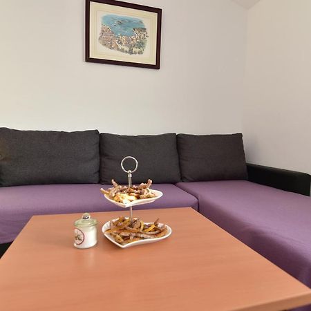 Apartmani Luna Vir Buitenkant foto