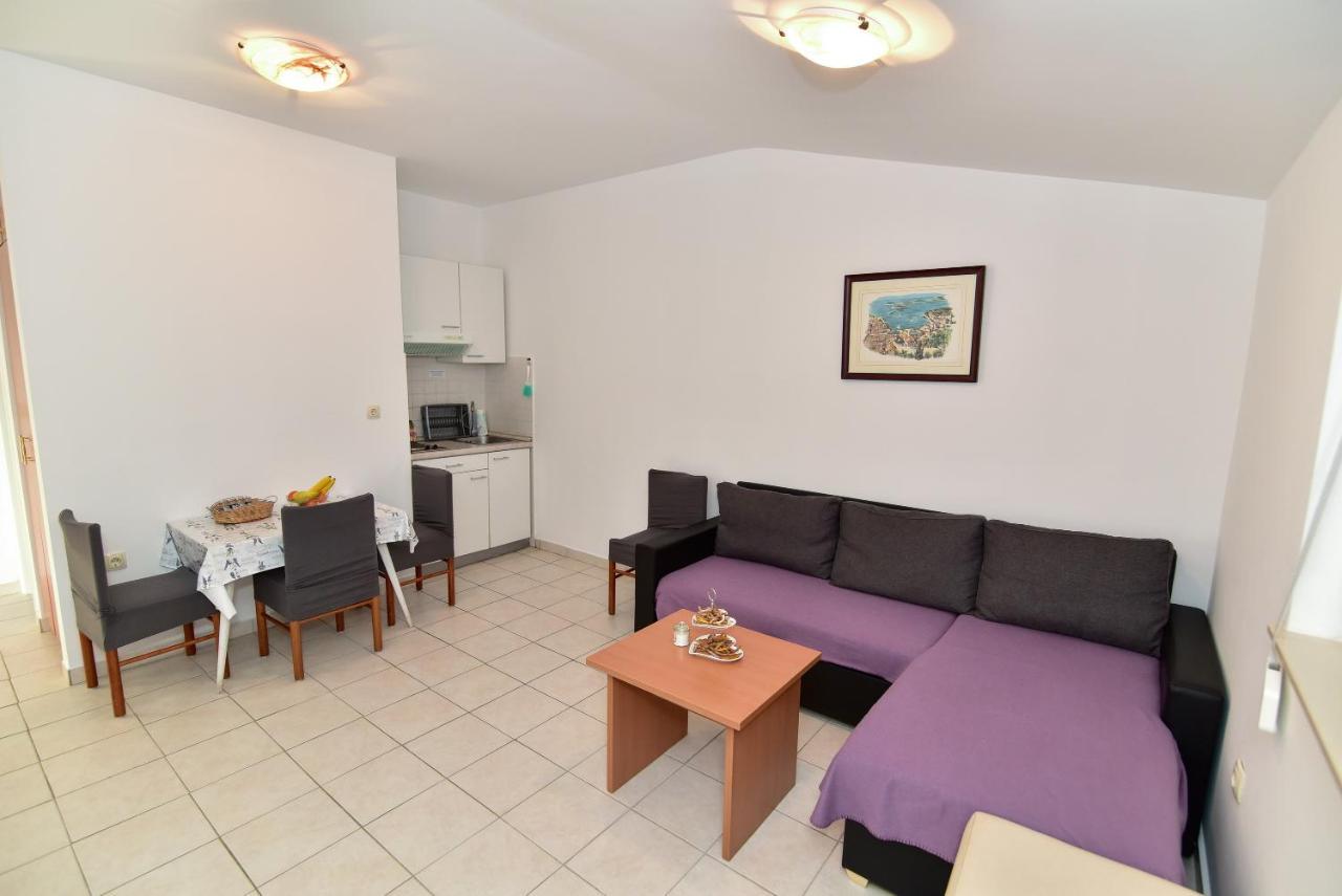 Apartmani Luna Vir Buitenkant foto